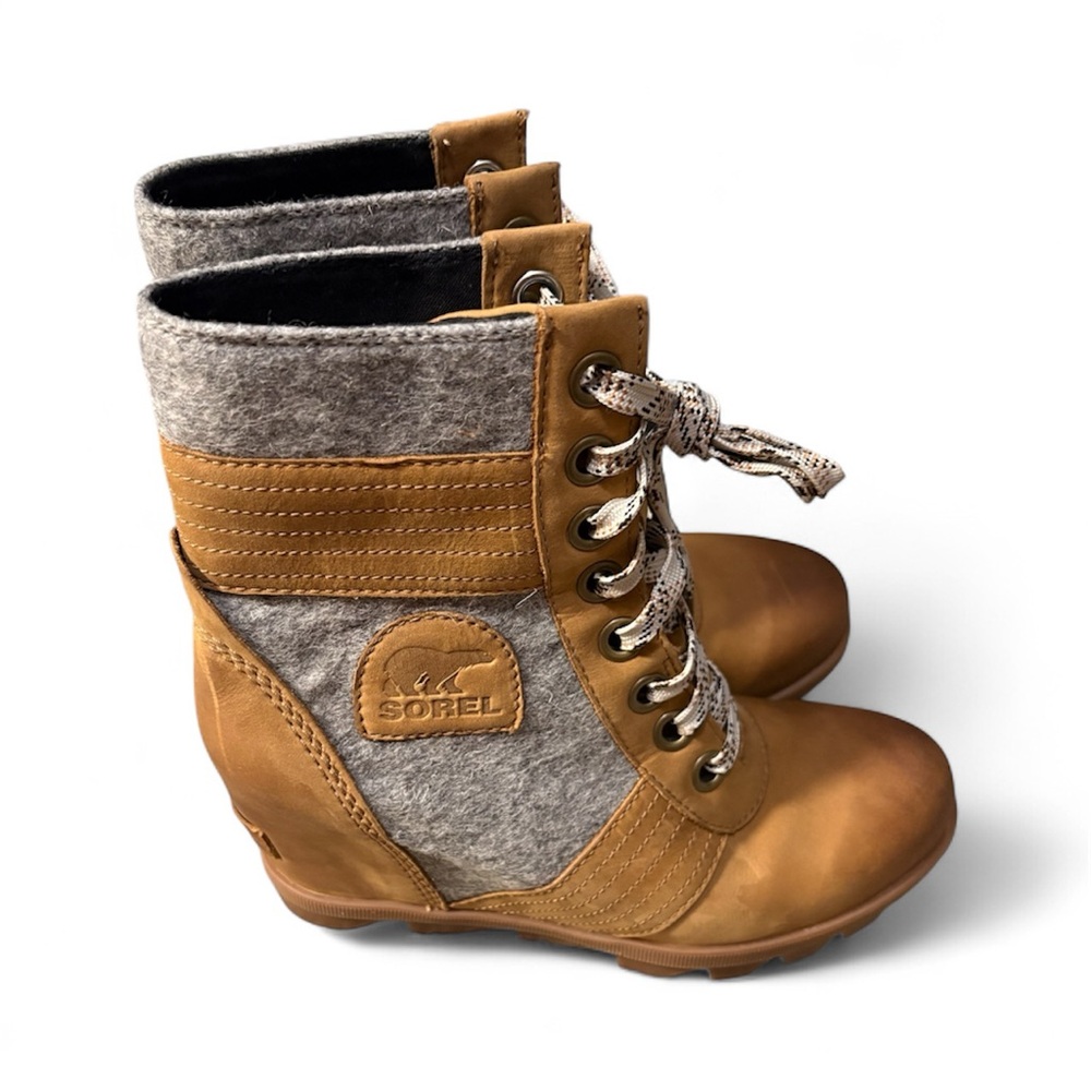 Sorel Women's Brown and Gray Winter Boots
